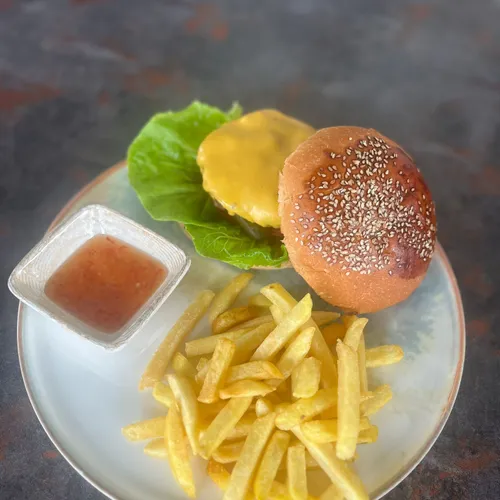 Cheeseburger fotoğrafı